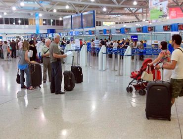 Этот пример эссе посвящен международным поездкам, предрассудкам и негативным чувствам, которые могут возникнуть, во время путешествия.