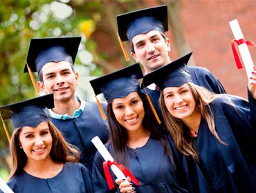 This IELTS writing example is on the topic of university education